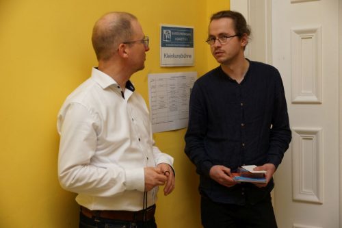 2025 11 08 017 Pause